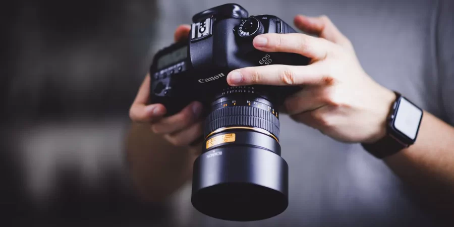 ISO در عکاسی چیست؟ راهنمای تنظیمات ISO دوربین